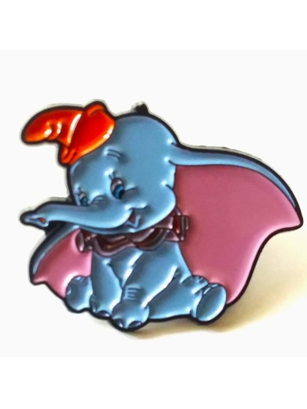 Dumbo Pin Disney Enamel Elephant Flying Hat Metal Brooch Cartoon Parks Retro NEW